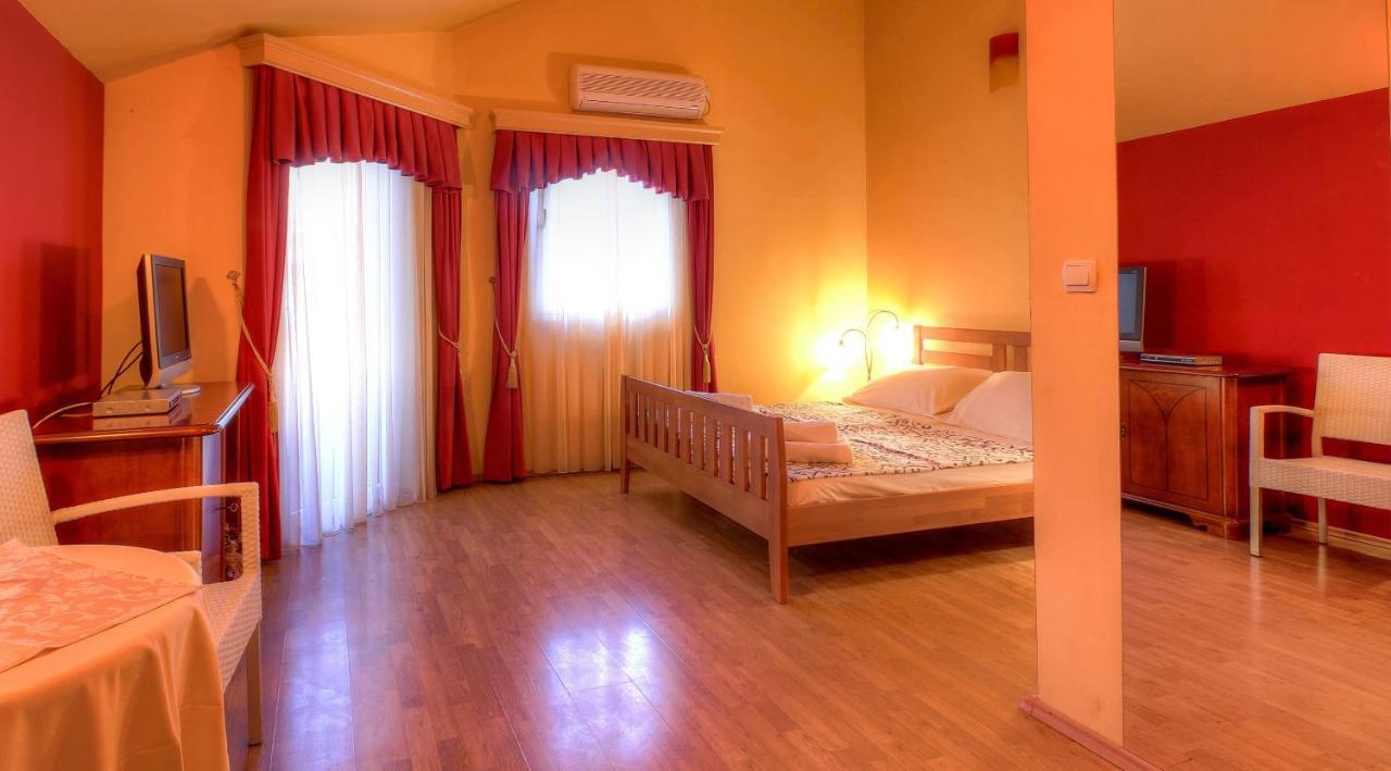 Apart Hotel Samardzic 蒂瓦特 客房 照片