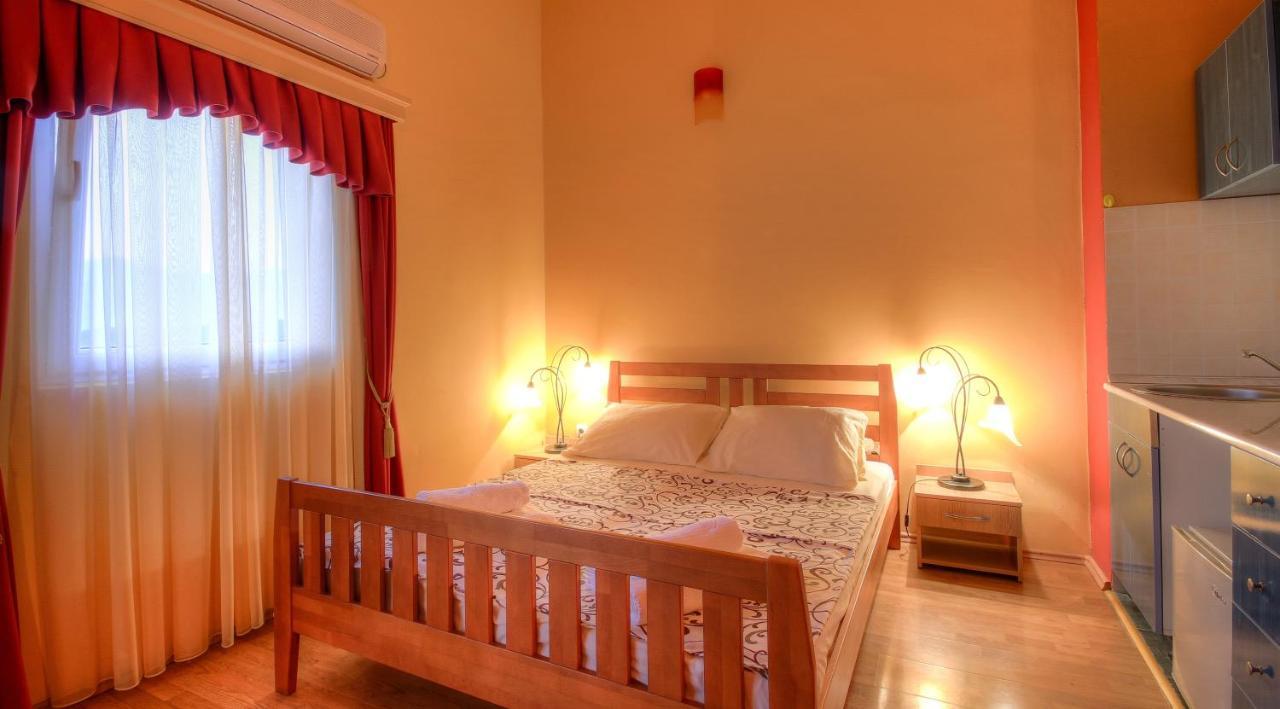 Apart Hotel Samardzic 蒂瓦特 客房 照片