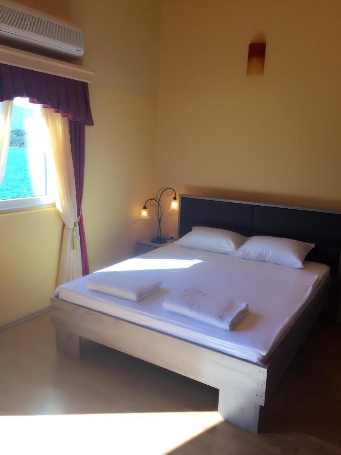 Apart Hotel Samardzic 蒂瓦特 外观 照片